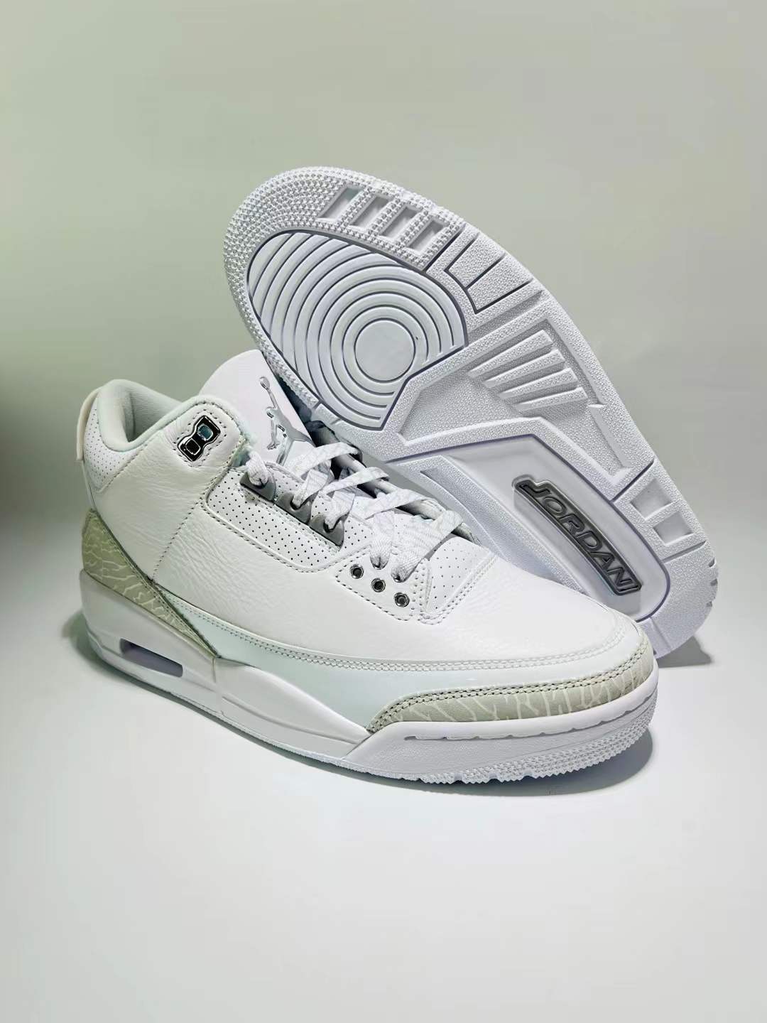 Air Jordan 3 “blanco puro”