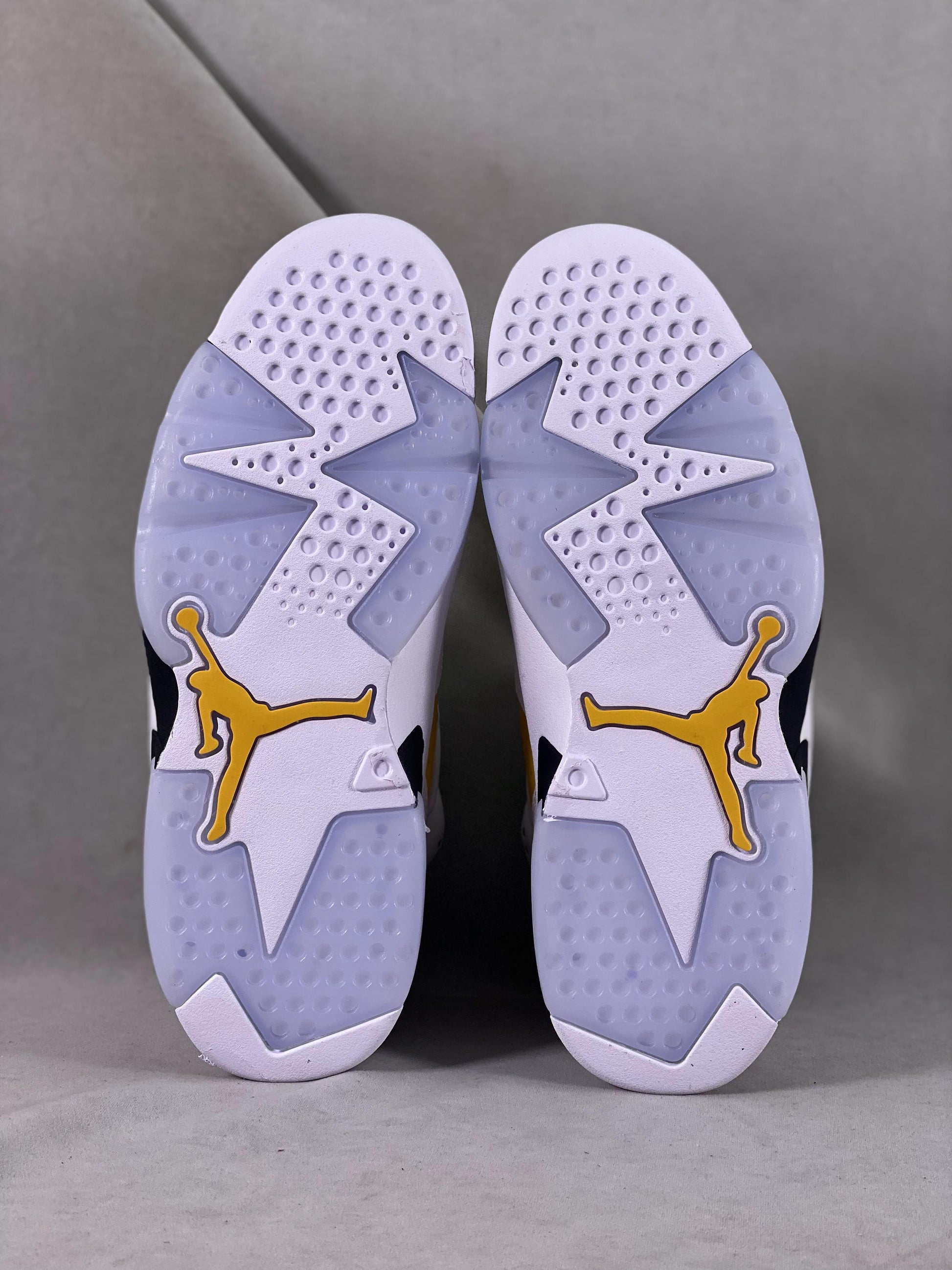 Air Jordan 6 “YELLOW OCHRE”