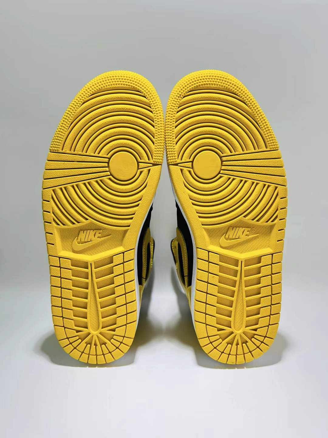 Air Jordan 1 “NEW LOVE”