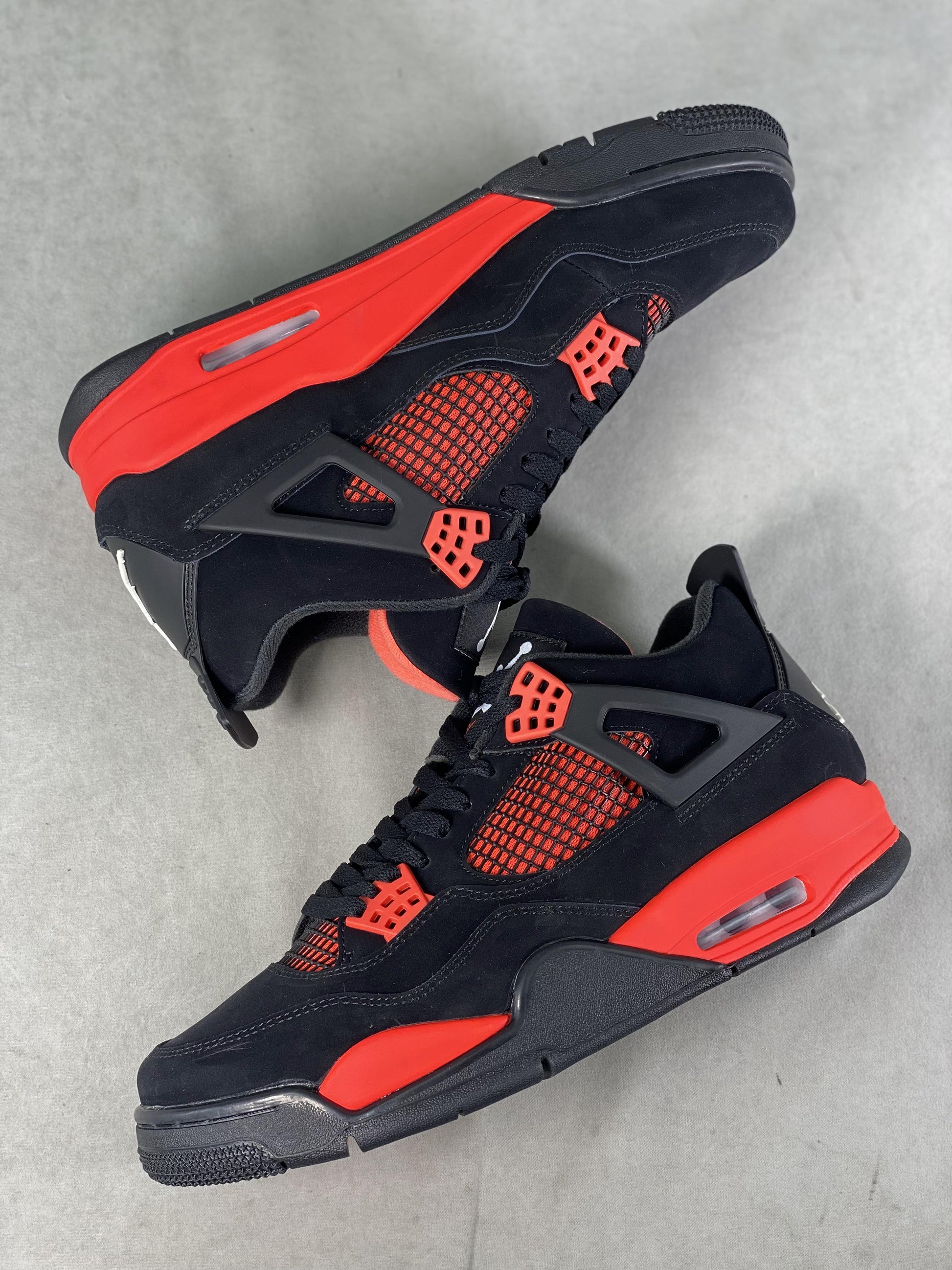 Air Jordan 4 "Red Thunder"