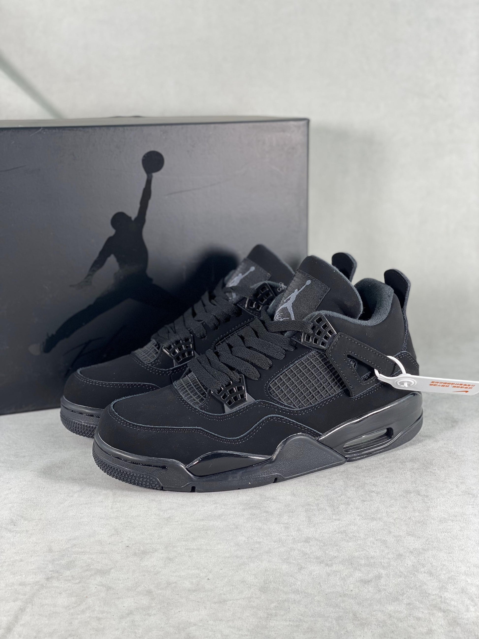 Air Jordan 4 "Balck Cat"